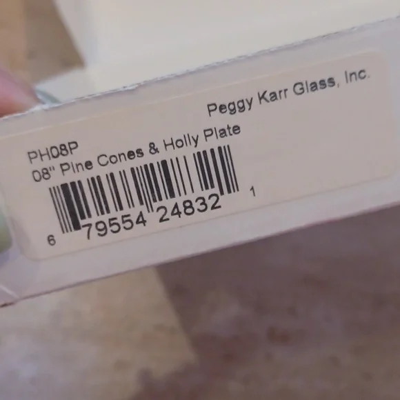 Peggy Karr Glass New Fused Glass 8" Pine Cones & Holly Plate - Picture 5 of 8